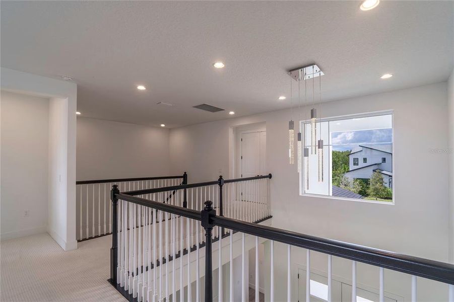 Spacious, unfurnished interior of a new home in , Orlando (Image 19).