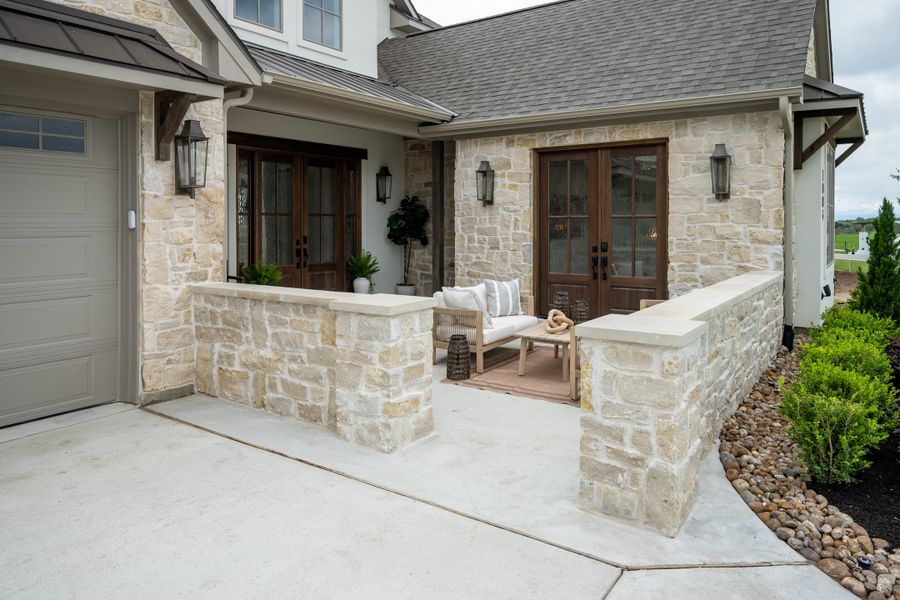Exterior details and patio area of a home in Stella Ranch, Bryan (Image 33).