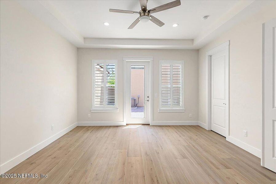Spacious, unfurnished interior of a new home in , Jacksonville (Image 17). Spacious, unfurnished interior of a new home in , Jacksonville (Image 17).
