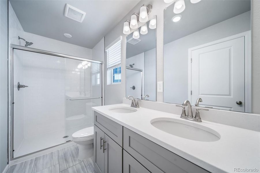 Furnished interior view inside a new home in Erie Highlands, Erie (Image 6). Furnished interior view inside a new home in Erie Highlands, Erie (Image 6).