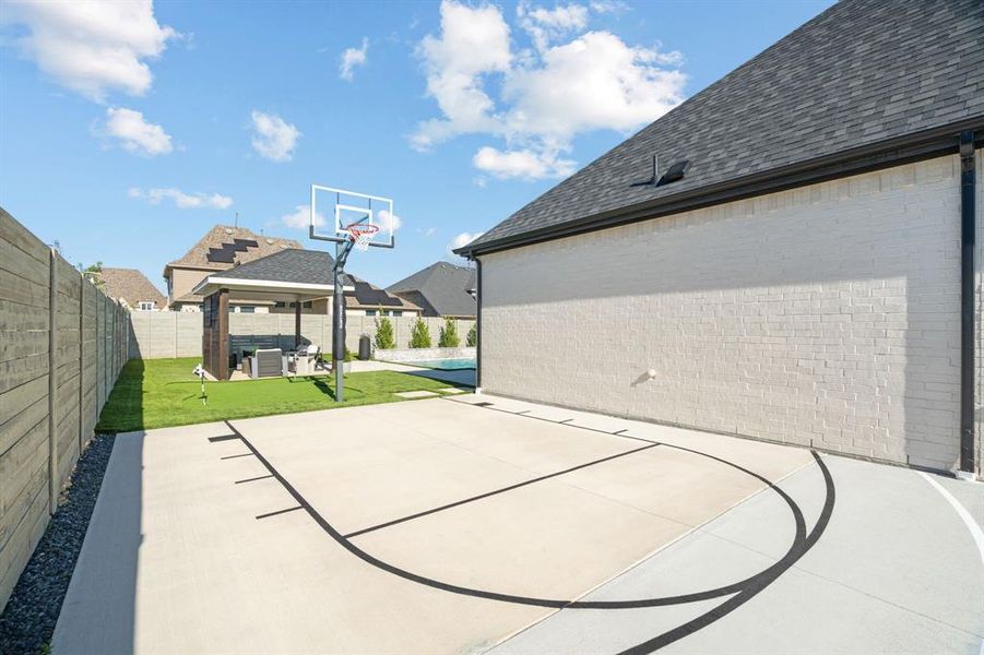 Exterior details and patio area of a home in , Argyle (Image 24).