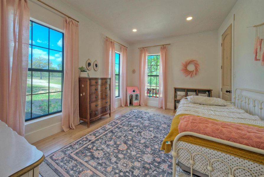 Furnished interior view inside a new home in , Elgin (Image 13).