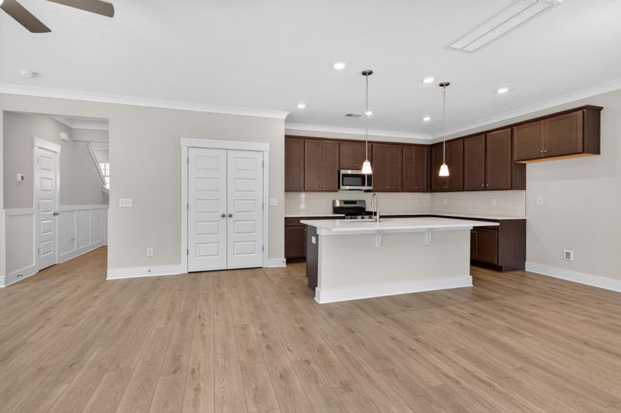 Furnished interior view inside a new home in Highland Bluff, Aiken (Image 5).