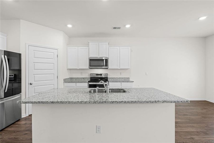 Furnished interior view inside a new home in Twin Lakes, Hoschton (Image 8).