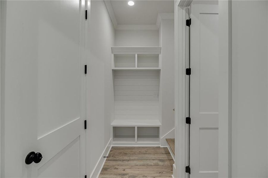 Spacious, unfurnished interior of a new home in , Statham (Image 39).