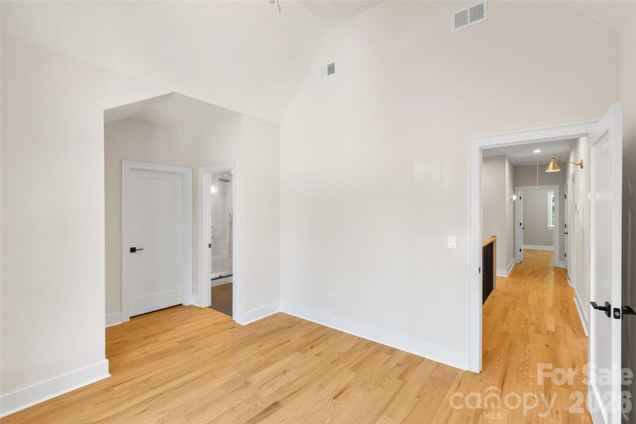 Upstairs Bedroom 1