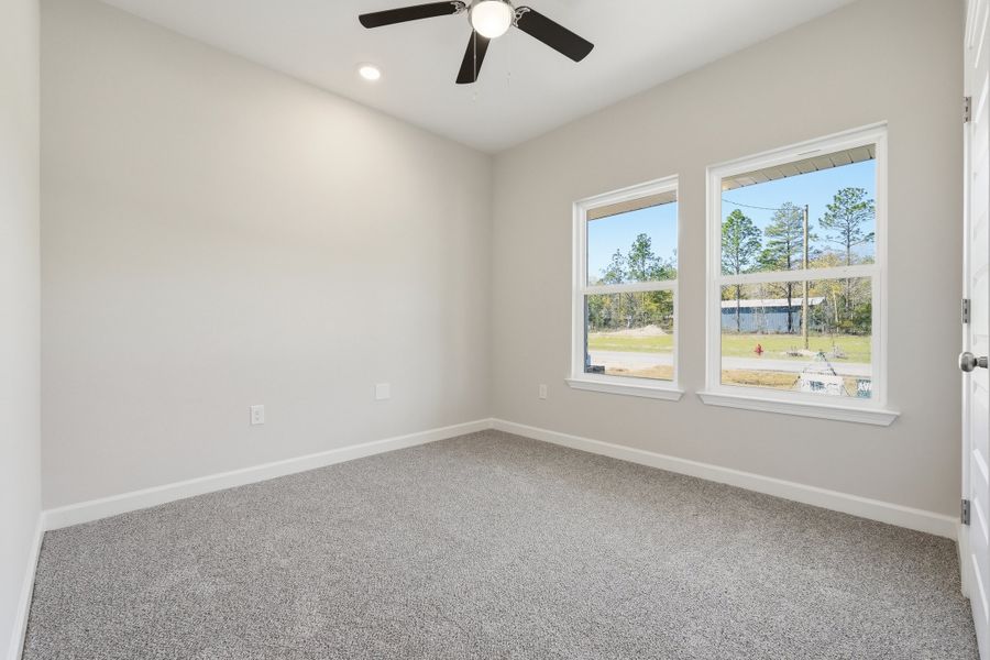 Spacious, unfurnished interior of a new home in McCarthy Estates, Defuniak Springs (Image 22).