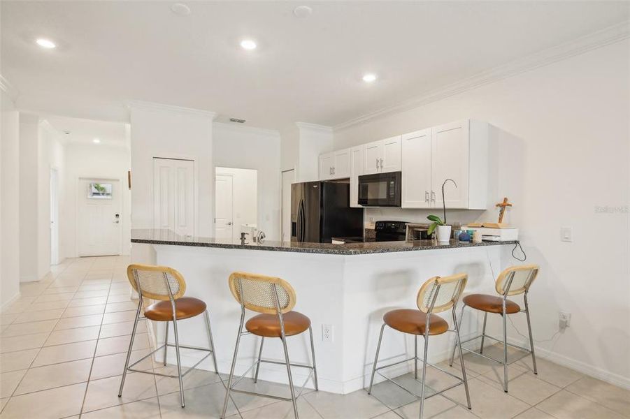 Kitchen area. Kitchen area.