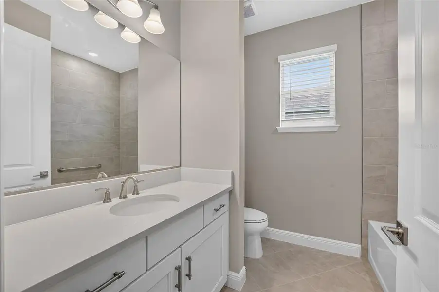 Furnished interior view inside a new home in , Ocala (Image 18).