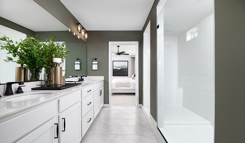 Coronado-733-WildernessShores Bathroom