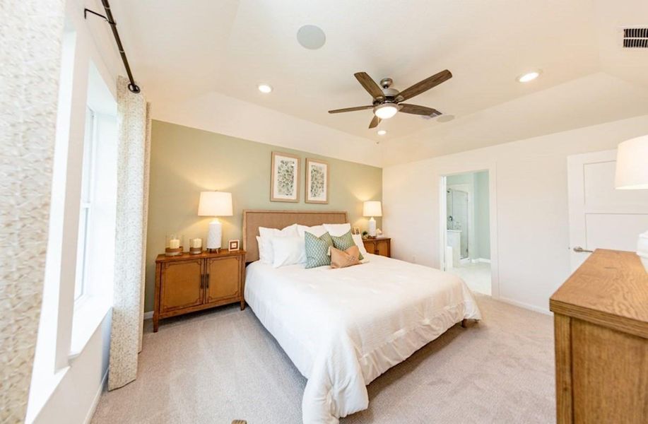 Furnished interior view inside a new home in Laurel Landing: Landmark Collection, Alvin (Image 9).