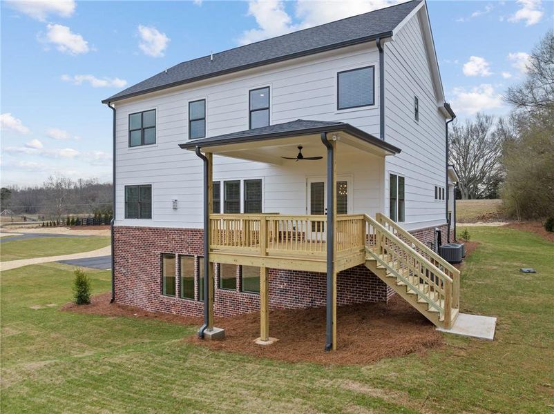Exterior details and patio area of a home in , Dawsonville (Image 3).