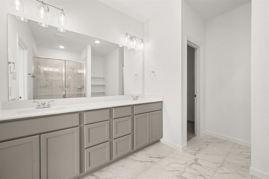 110 Honey Bee- Primary Suite-3