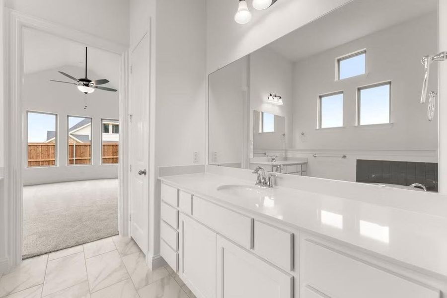 DAL_Hillside_Village_Bandera_604_Wexford_Drive_17