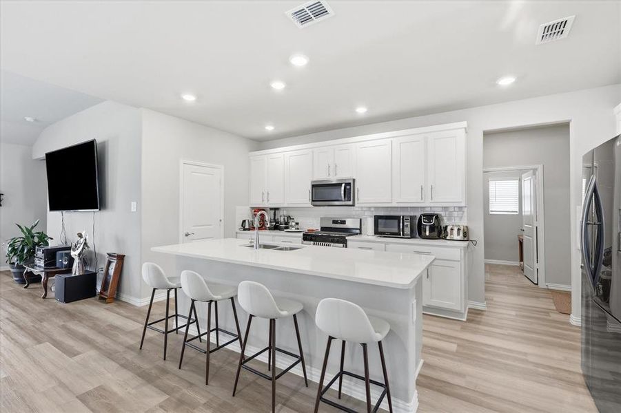 Furnished interior view inside a new home in Stonehaven, Seagoville (Image 7).