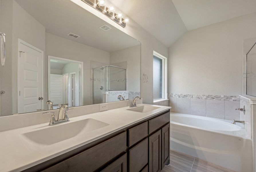 Primary Bathroom | Concept 1503 at Chisholm Hills in Cleburne, TX by Landsea Homes