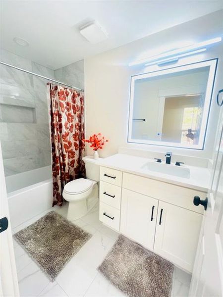 Furnished interior view inside a new home in , Atlanta (Image 18).