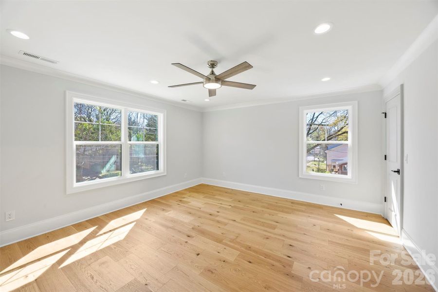 1329 Condon St, Charlotte, NC 28216