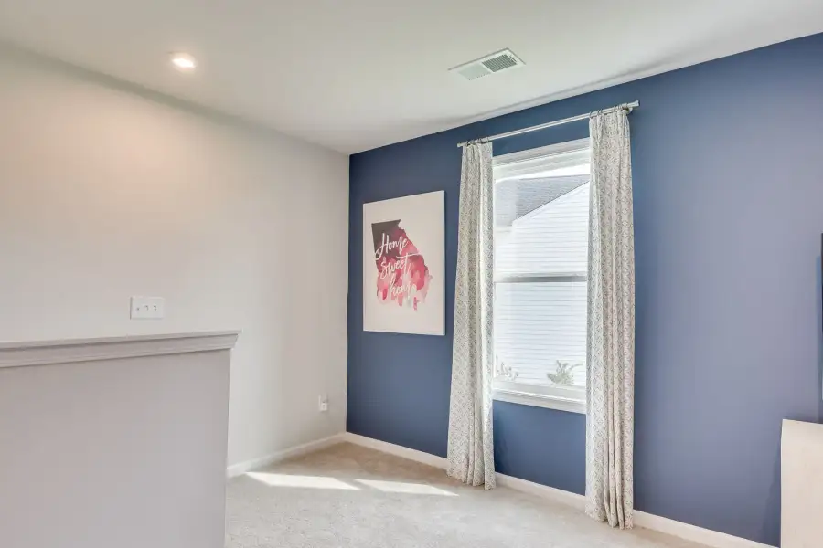 Upper Flex Room