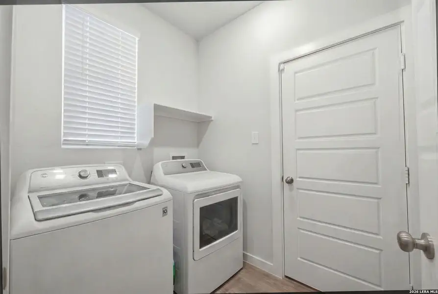 Image 39 of a home in Spring Creek.