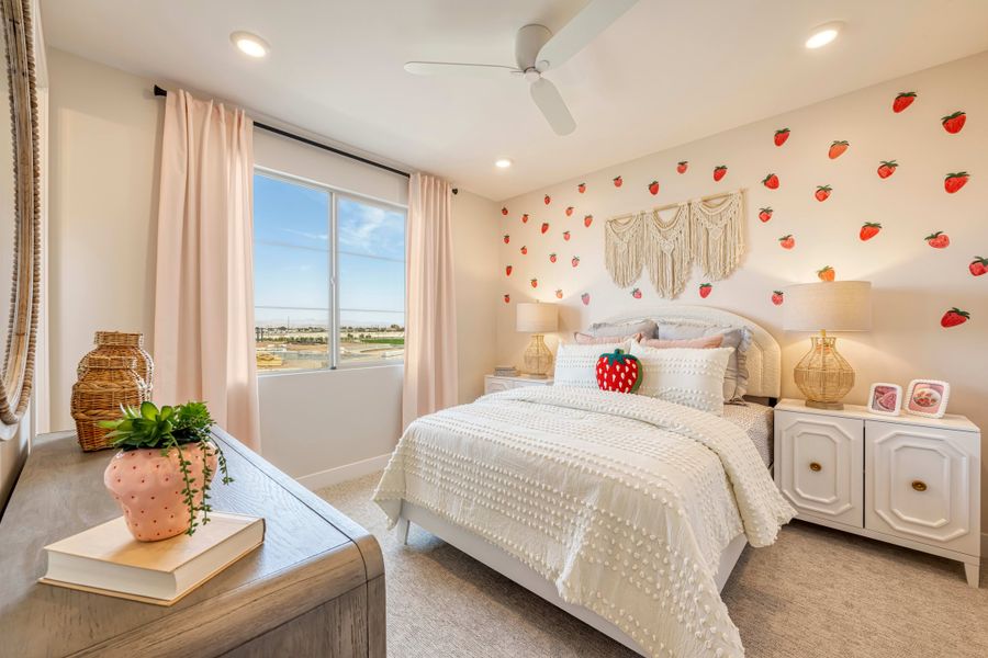 Representative furnished interior of a home built from the Safflower Plan 40-4 by Tri Pointe Homes in Soleo, San Tan Valley (Image 20).