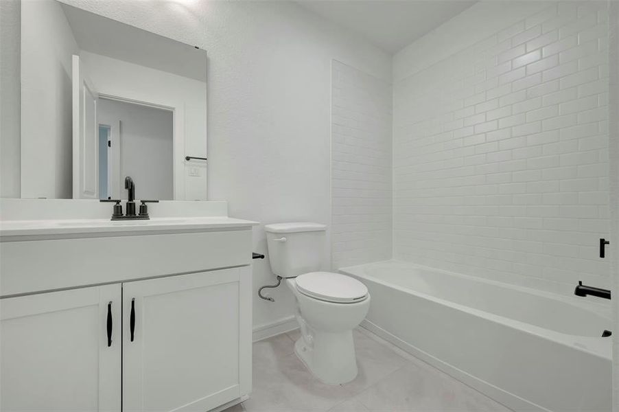 Furnished interior view inside a new home in Providence Commons, Providence Village (Image 13).