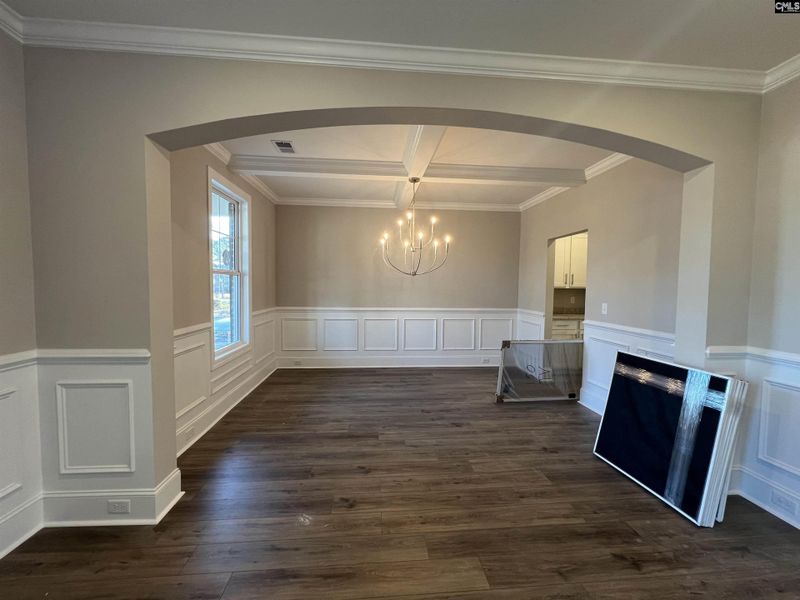 Spacious, unfurnished interior of a new home in The Cove, Sumter (Image 9).