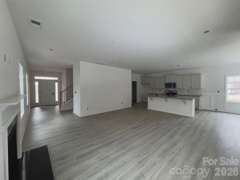 Spacious, unfurnished interior of a new home in Village at Parkside, Gastonia (Image 8). Spacious, unfurnished interior of a new home in Village at Parkside, Gastonia (Image 8).