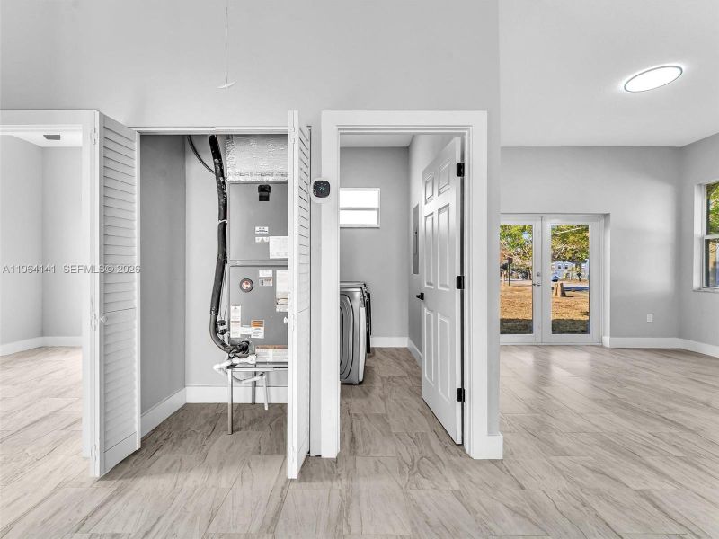 Furnished interior view inside a new home in , Fort Pierce (Image 29).