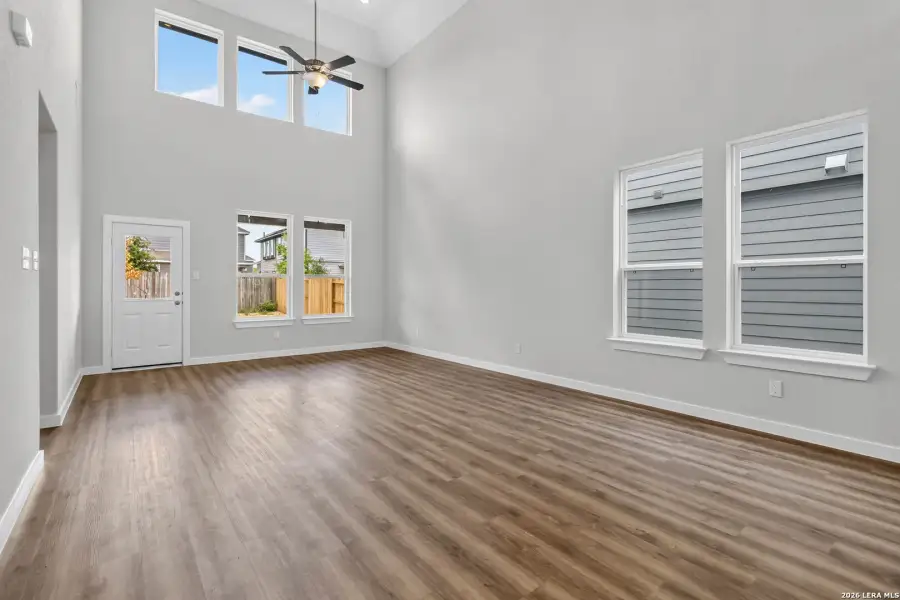 Spacious, unfurnished interior of a new home in Hickory Ridge, Elmendorf (Image 10).
