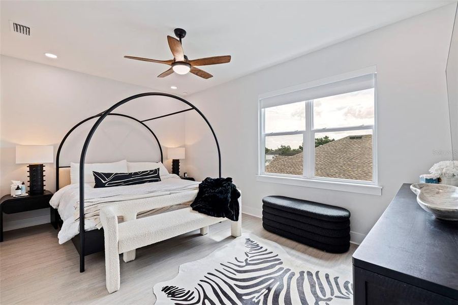 Furnished interior view inside a new home in , Tampa (Image 29).