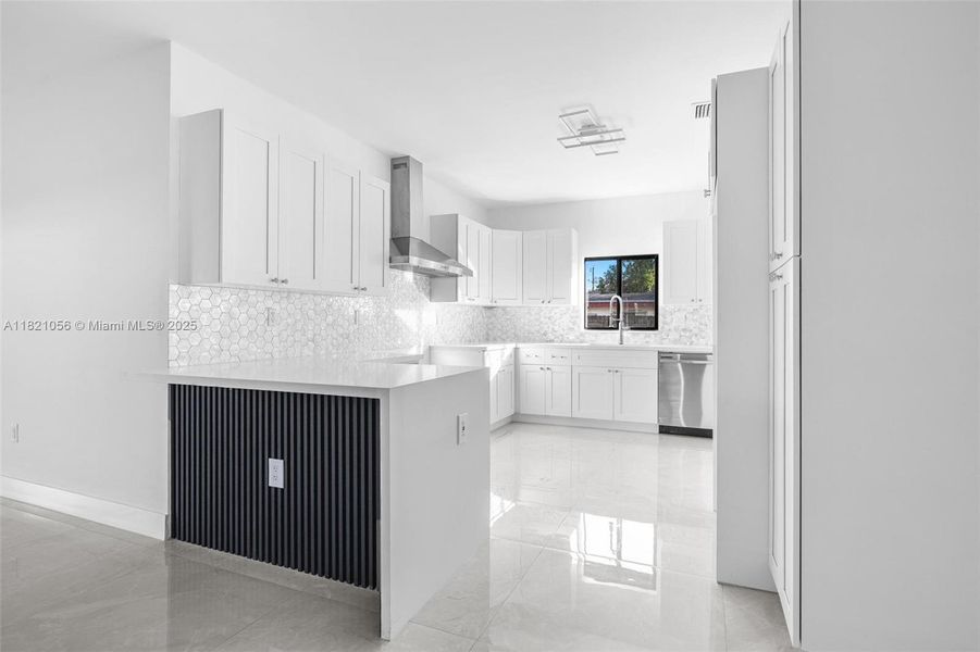 Furnished interior view inside a new home in , Cutler Bay (Image 6).