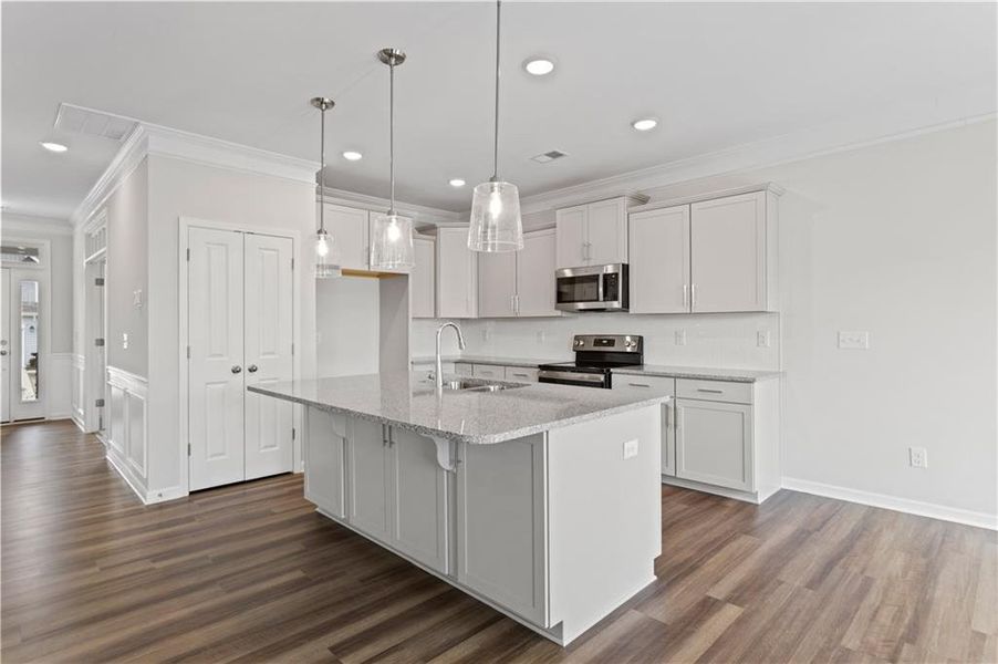 Furnished interior view inside a new home in Twin Lakes, Hoschton (Image 6).