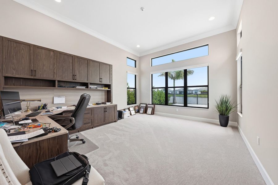 Club Room With Built-in