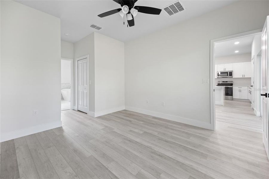 Spacious, unfurnished interior of a new home in , Citrus Springs (Image 30). Spacious, unfurnished interior of a new home in , Citrus Springs (Image 30).