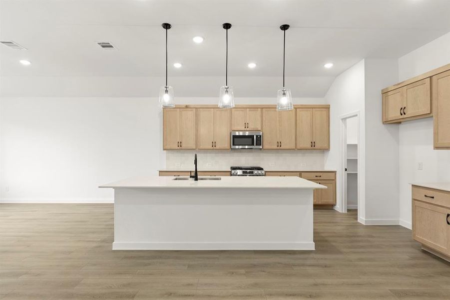 09. 1825 Bachman - Kitchen