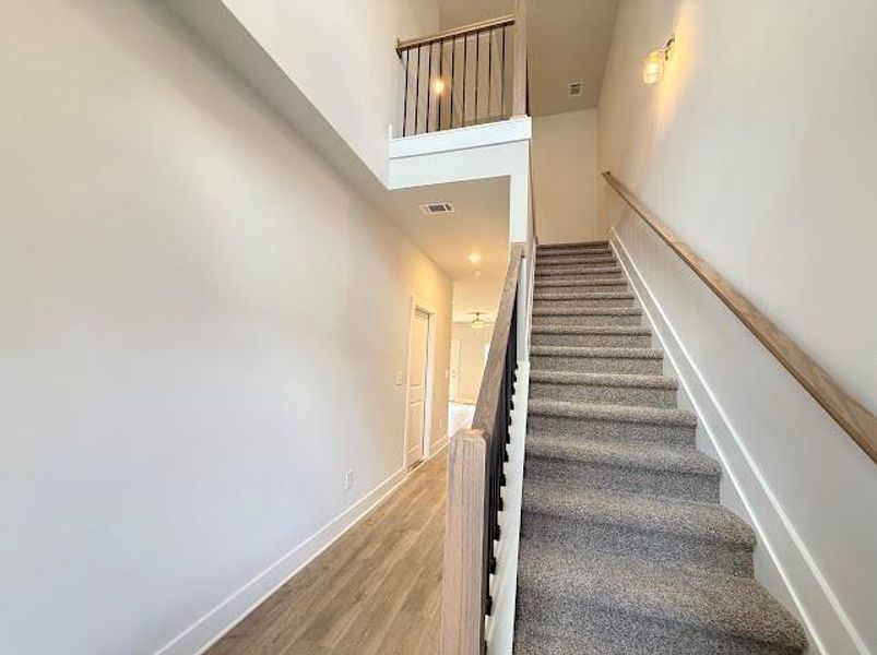 Spacious, unfurnished interior of a new home in , Dawsonville (Image 12).
