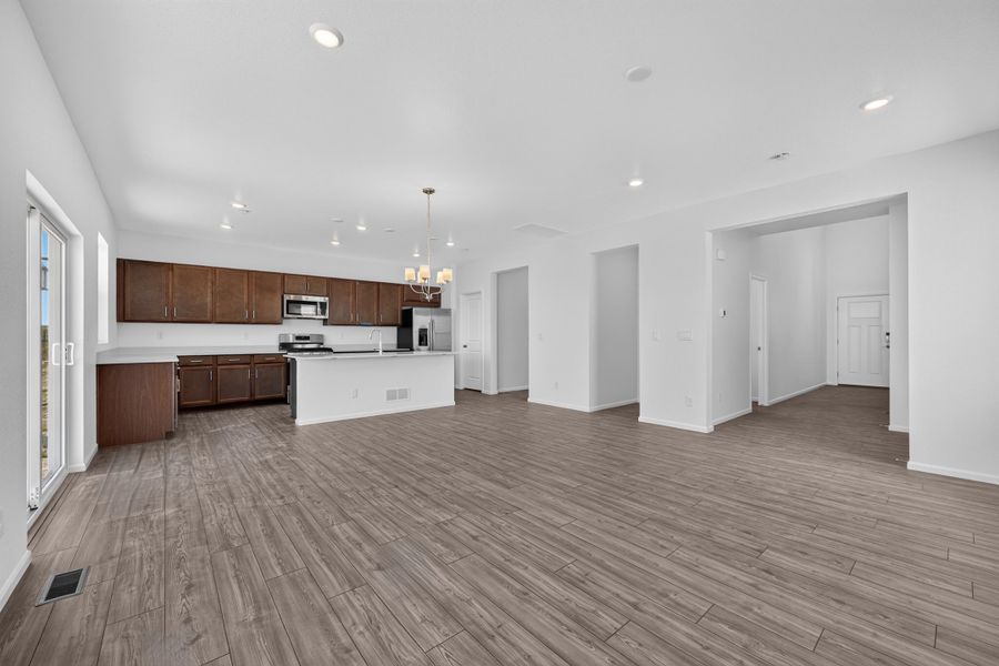 Spacious, unfurnished interior of a new home in Lake Bluff, Greeley (Image 10). Spacious, unfurnished interior of a new home in Lake Bluff, Greeley (Image 10).