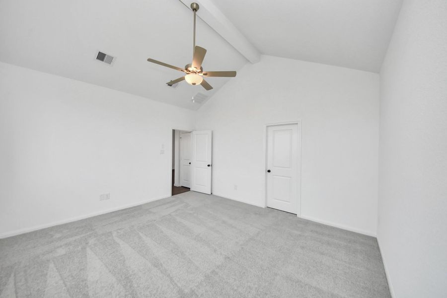 Spacious, unfurnished interior of a new home in 45' Traditional Homes at Elyson, Katy (Image 34).