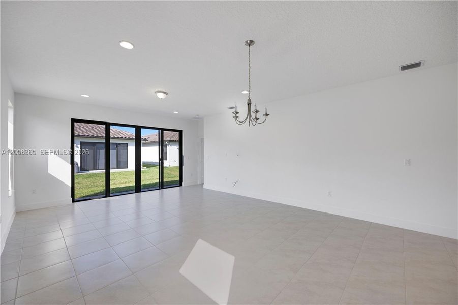 Spacious, unfurnished interior of a new home in , Ave Maria (Image 8).