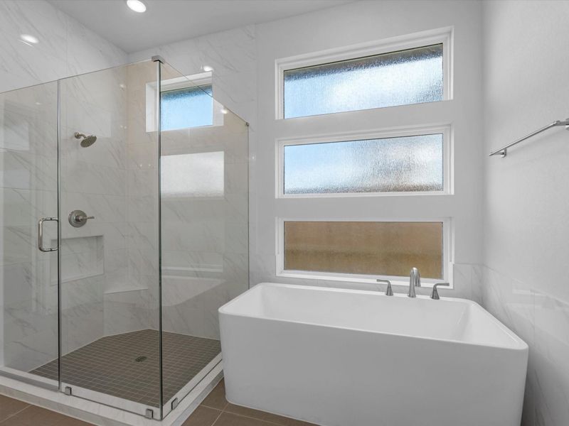 Furnished interior view inside a new home in Sienna 60’, Missouri City (Image 9).