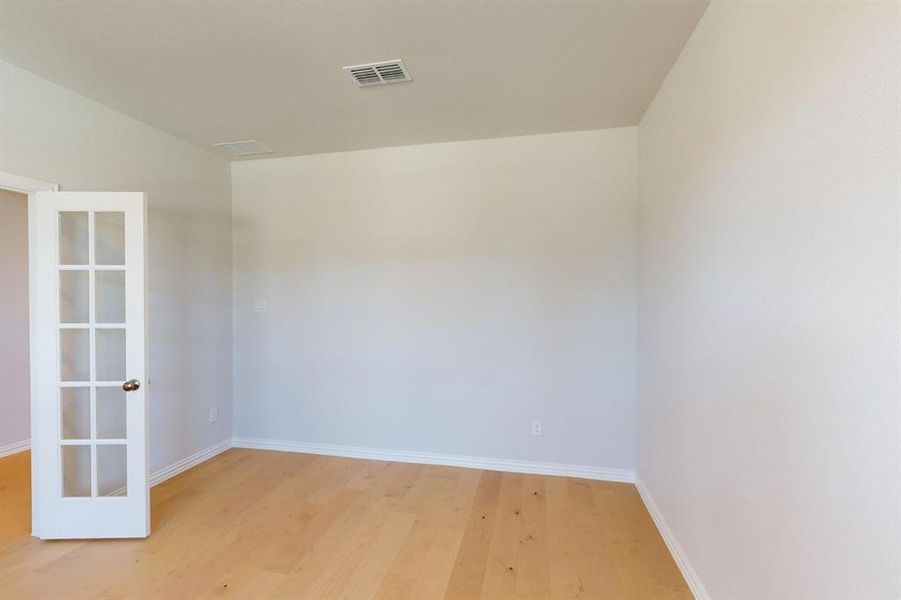 Spacious, unfurnished interior of a new home in Lilyana, Celina (Image 16). Spacious, unfurnished interior of a new home in Lilyana, Celina (Image 16).