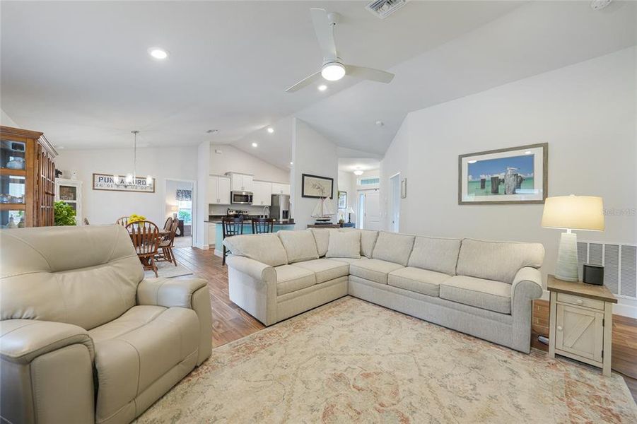Furnished interior view inside a new home in , Punta Gorda (Image 33). Furnished interior view inside a new home in , Punta Gorda (Image 33).