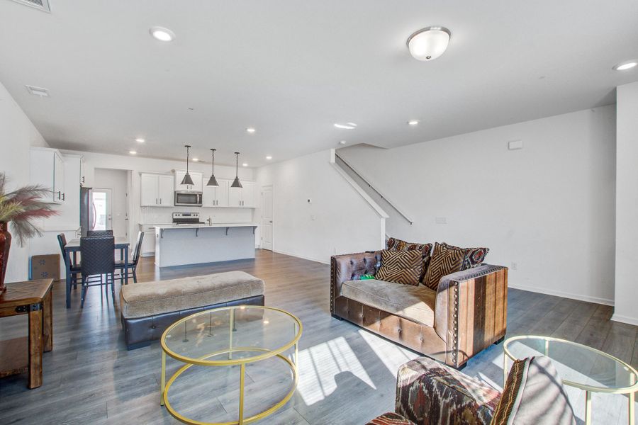 Image 14 of a home in . Image 14 of a home in .