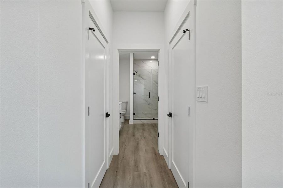 Spacious, unfurnished interior of a new home in , Pinellas Park (Image 38).