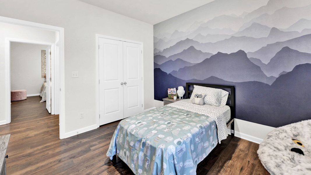 Representative furnished interior of a home built from the Denton by D.R. Horton in Harbor Crest, Ooltewah (Image 7).