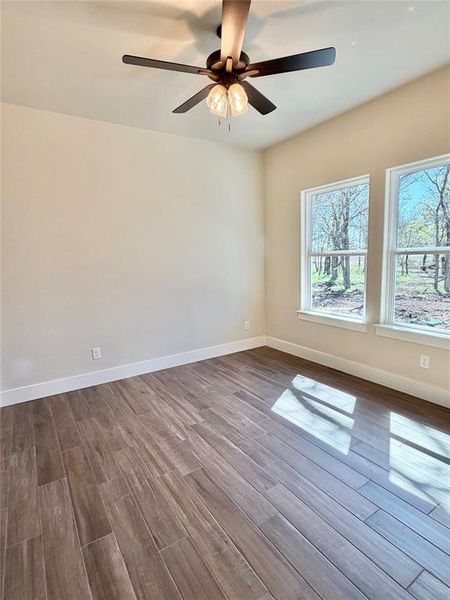Spacious, unfurnished interior of a new home in , Weatherford (Image 31).