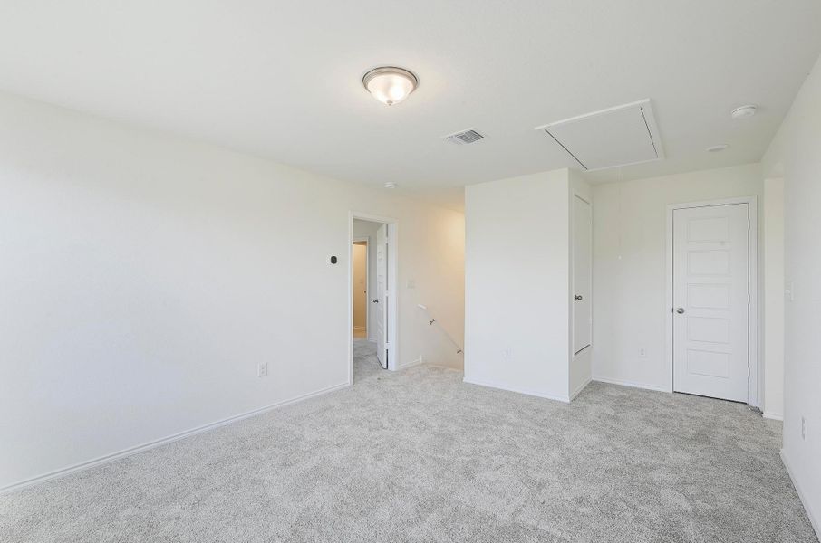 Spacious, unfurnished interior of a new home in Centerpoint Meadows, Lockhart (Image 27).