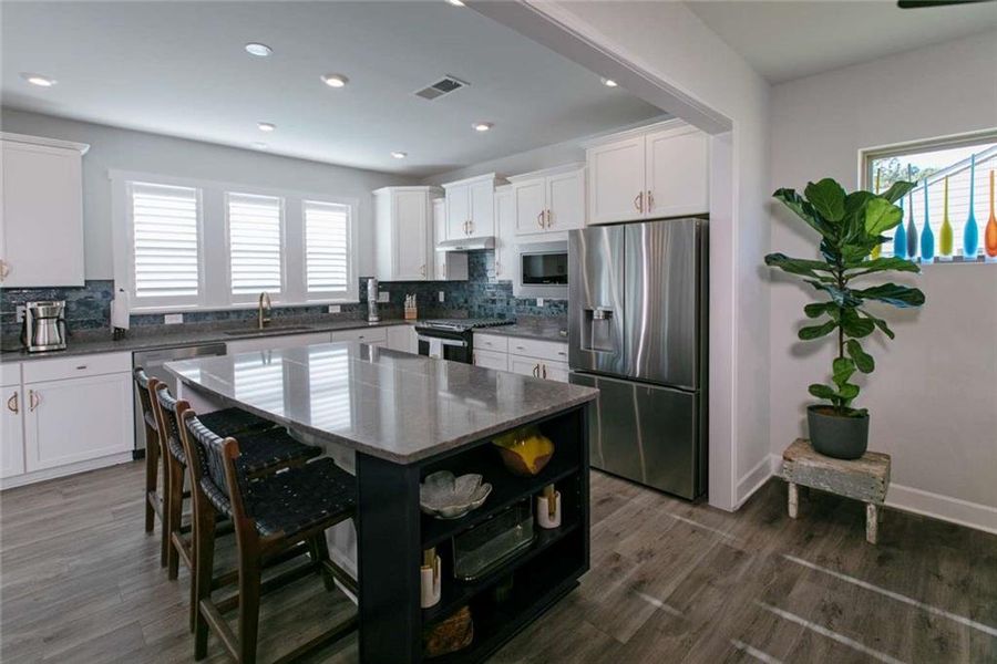 Furnished interior view inside a new home in , Hoschton (Image 9).