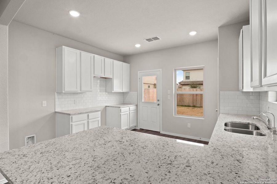 Image 14 of a home in Somerset Trails. Image 14 of a home in Somerset Trails.